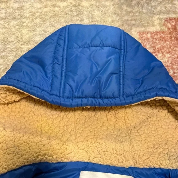 Aviator Nation Puffer Vest with Hood - Picture 8 of 13